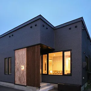 M House 別荘